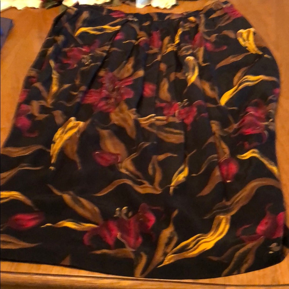 Women’s skirt